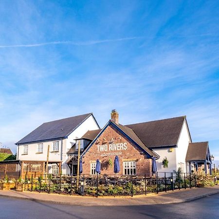 Two Rivers Lodge By Marston'S Inns Chepstow Exterior foto